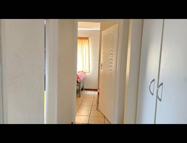 2 BEDROOM APARTMENT FOR SALE IN ANNLIN-WES